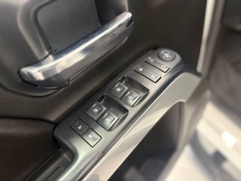 Used 2018 Chevrolet Silverado 1500 LT w/ All Star Edition AWD/4WD image 22