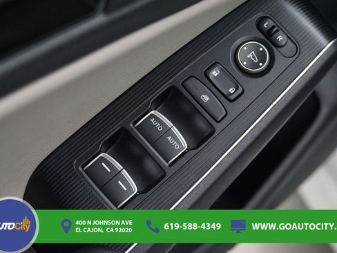 Used 2024 Honda Civic Touring image 19