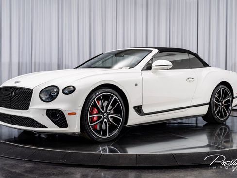 Used 2020 Bentley Continental GT First Edition image 11