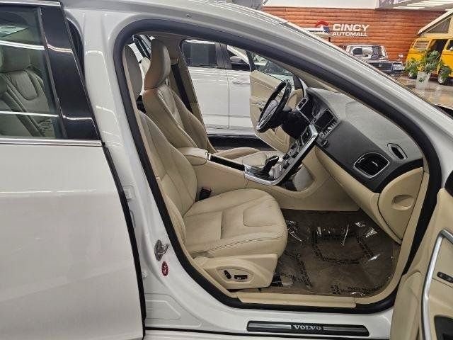 Used 2015 Volvo S60 T5 Premier Plus AWD/4WD image 32