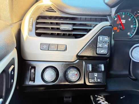 Used 2018 GMC Yukon Denali w/ Denali Ultimate Package image 21