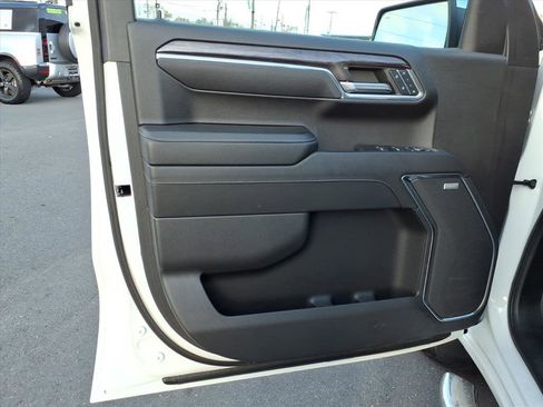 Used 2024 Chevrolet Silverado 1500 LTZ image 20