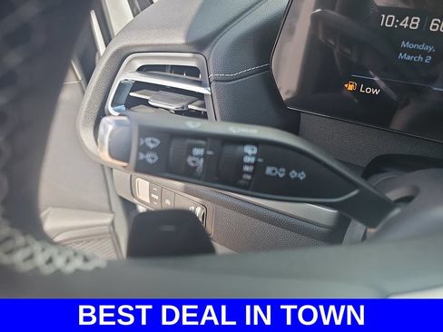 New 2026 Chevrolet Traverse LT w/ Sun and Wheel Package FWD image 28