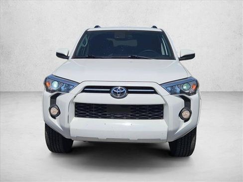 Used 2020 Toyota 4Runner SR5 RWD image 2