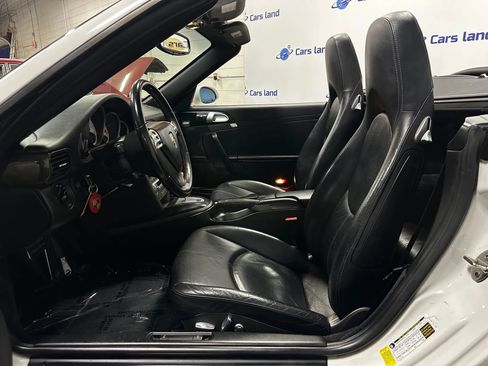 Used 2006 Porsche 911 Carrera 4 image 12