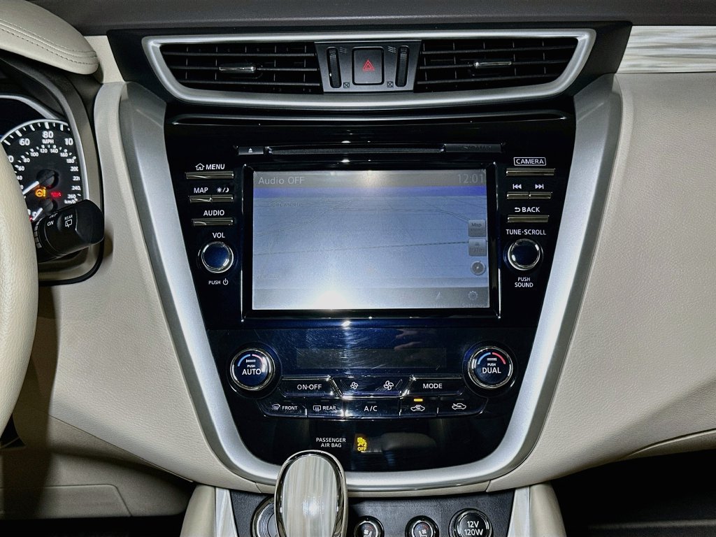 Used 2016 Nissan Murano Platinum w/ Platinum Technology Package AWD/4WD image 12