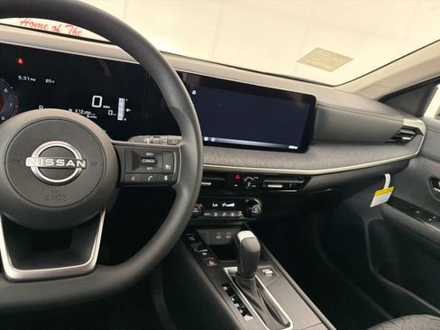New 2026 Nissan Kicks SV FWD image 18