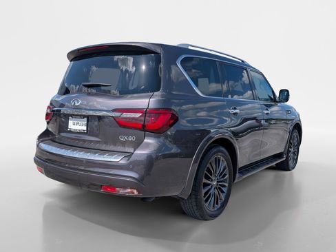 Used 2023 INFINITI QX80 Premium Select AWD/4WD image 6