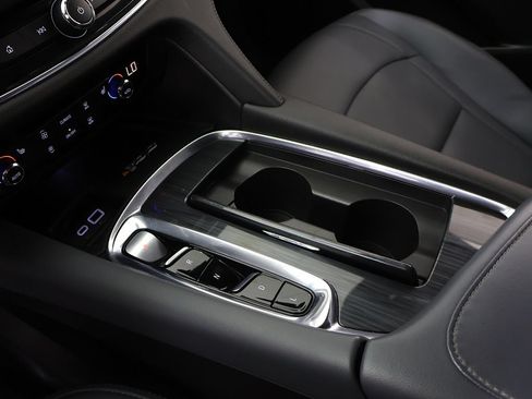 Used 2023 Buick Enclave Essence w/ Sport Touring Edition FWD image 53