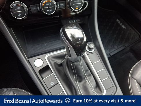 Certified 2024 Volkswagen Jetta SEL FWD image 18