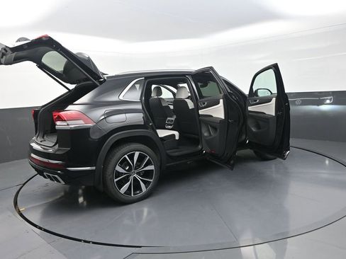 New 2026 Volkswagen Atlas Cross Sport SEL Premium R-Line AWD/4WD image 35