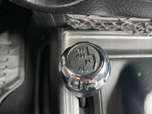 Used 2018 Jeep Wrangler Unlimited Sport AWD/4WD image 48