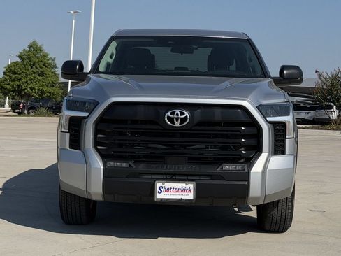 Used 2023 Toyota Tundra SR5 RWD image 7