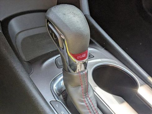 Used 2022 Chevrolet Malibu RS image 8