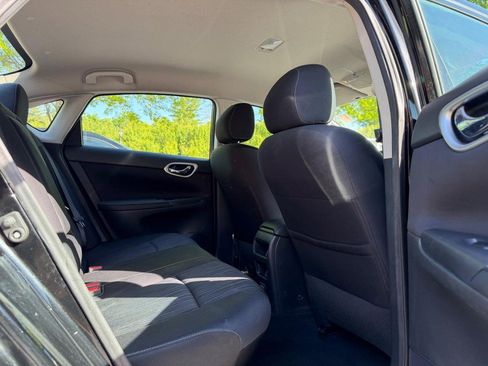 Used 2019 Nissan Sentra SV w/ All Weather Package FWD image 10