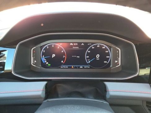 Used 2025 Volkswagen Jetta GLI Autobahn image 13