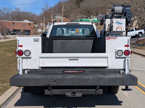Used 2017 Ford F350 XL w/ Power Equipment Group AWD/4WD image 8