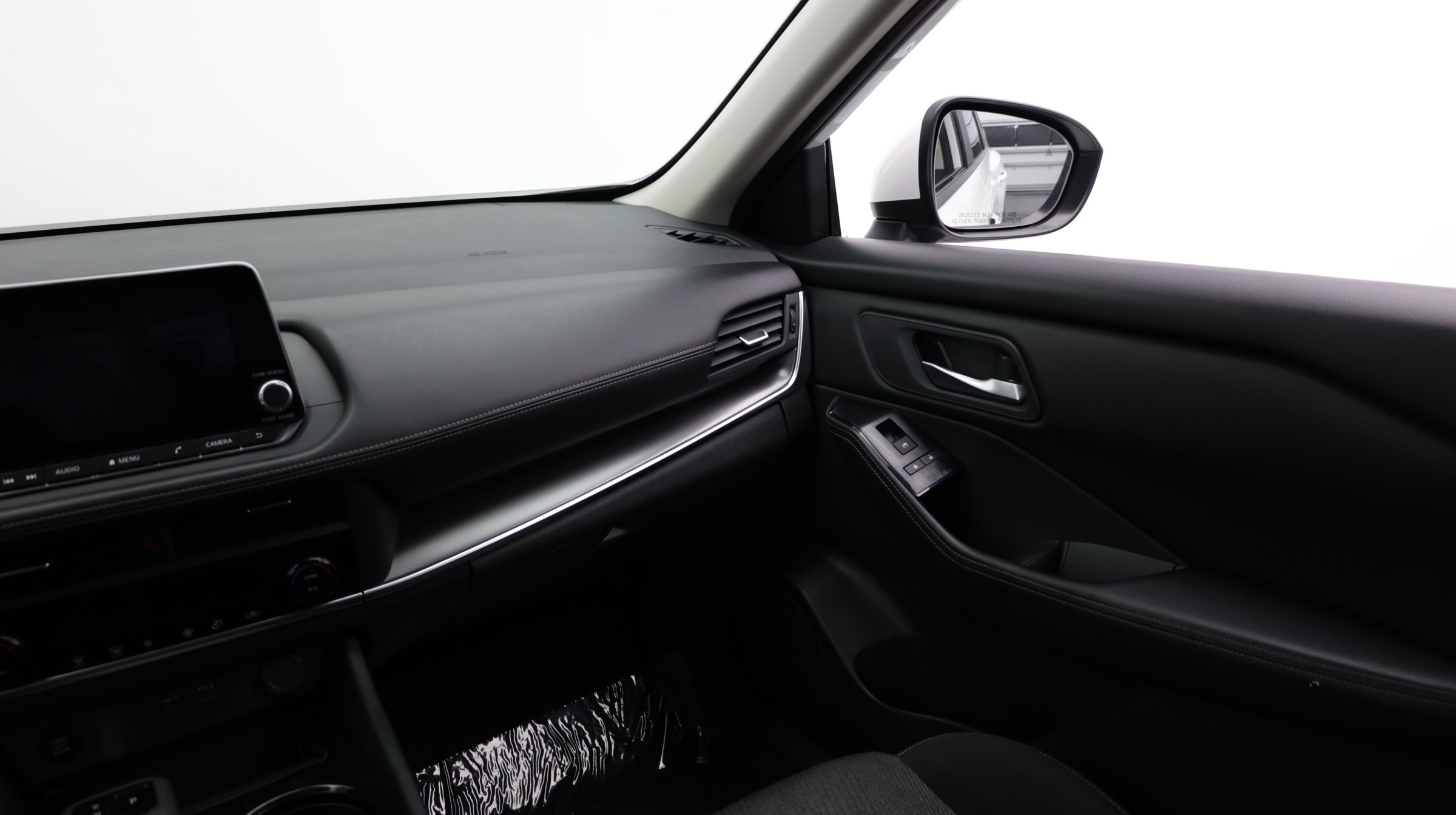 Used 2024 Nissan Rogue SV FWD image 33
