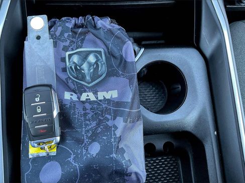 Certified 2022 RAM 1500 Big Horn image 10