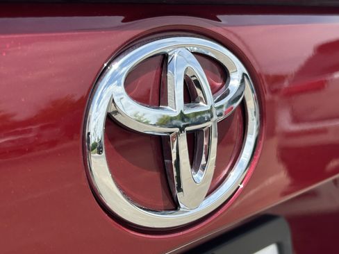Used 2025 Toyota RAV4 XLE Premium w/ Weather Package AWD/4WD image 7