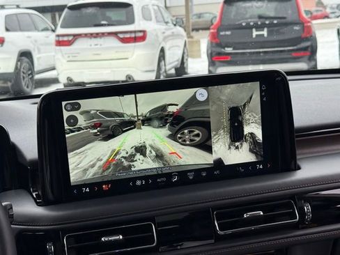 Used 2025 Lincoln Aviator Reserve w/ Illumination Package image 8