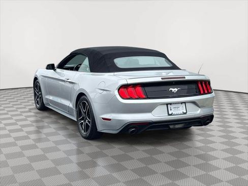 Used 2018 Ford Mustang Premium RWD image 5