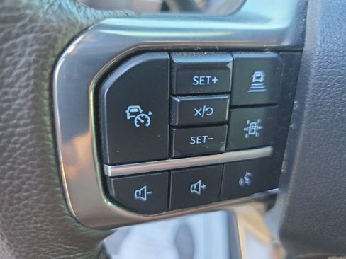 Used 2025 Ford F150 King Ranch w/ FX4 Off-Road Package AWD/4WD image 16