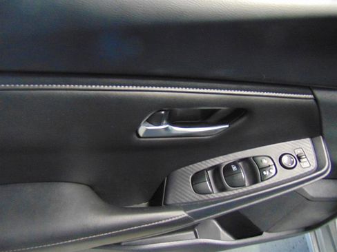 Used 2023 Nissan Sentra SV image 7