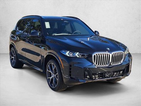 Used 2026 BMW X5 sDrive40i image 3