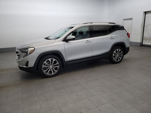 Used 2020 GMC Terrain SLT w/ Preferred Package image 2