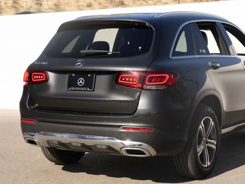 Used 2021 Mercedes-Benz GLC 300 image 10