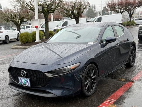 Used 2019 MAZDA MAZDA3 AWD Hatchback w/ Premium Pkg image 4
