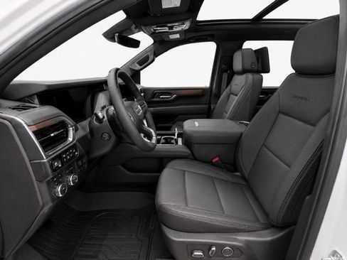 New 2026 GMC Yukon Denali w/ Advanced Technology Package AWD/4WD image 13
