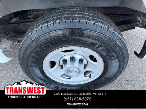 Used 2017 Chevrolet Express 3500 image 14