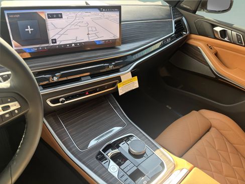 Used 2026 BMW X5 xDrive40i w/ Climate Comfort Package image 30