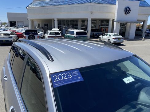 Certified 2023 Volkswagen Atlas SE w/ Black Wheel Package AWD/4WD image 29