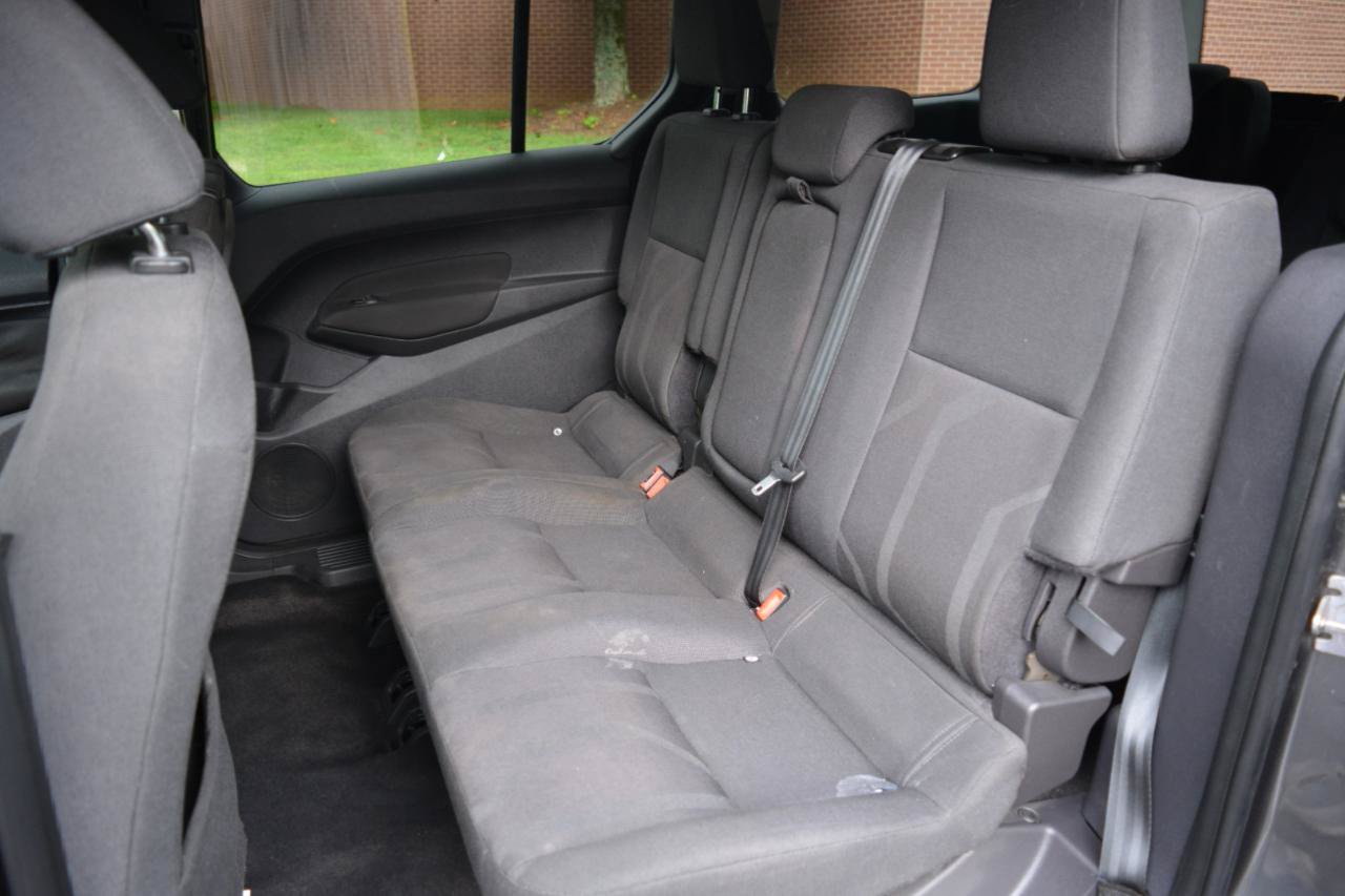 Used 2015 Ford Transit Connect XLT FWD image 12