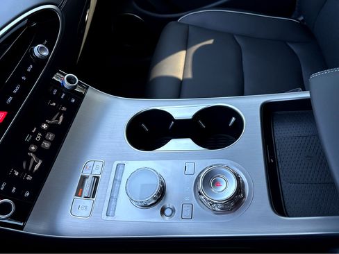 New 2026 Genesis GV70 2.5T Advanced image 13