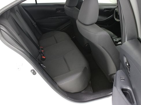 Used 2023 Toyota Corolla LE FWD image 30