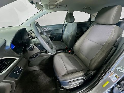 Used 2022 Hyundai Accent SE FWD image 25