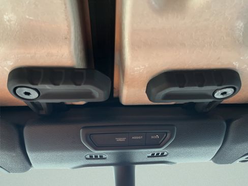 Used 2023 Jeep Wrangler Sahara w/ Cold Weather Group image 22