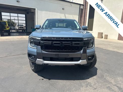 Used 2024 Ford Ranger Lariat w/ FX4 Off-Road Package AWD/4WD image 2