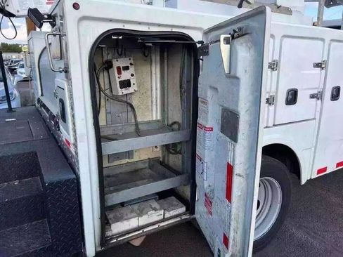 Used 2012 Ford F550 2WD Regular Cab Super Duty w/ PWR Equipment Group image 24