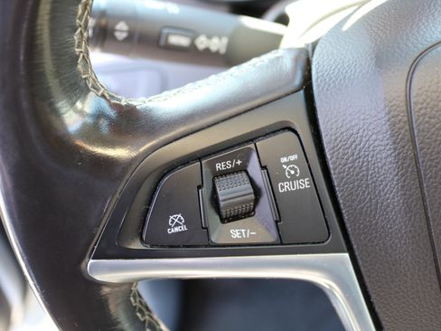 Used 2019 Buick Encore Preferred AWD/4WD image 18