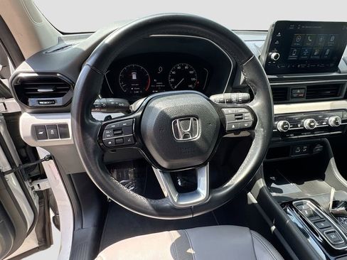 Used 2024 Honda Pilot EX-L image 11