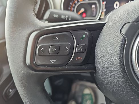 Used 2023 Jeep Wrangler Sport S image 22