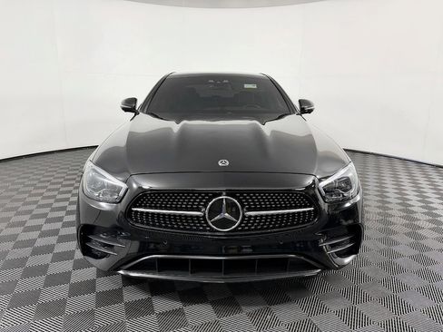 Used 2022 Mercedes-Benz E 450 4MATIC Sedan image 4