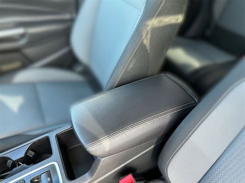 Used 2019 Ford Escape SE image 20