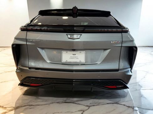 New 2026 Cadillac Lyriq V image 9