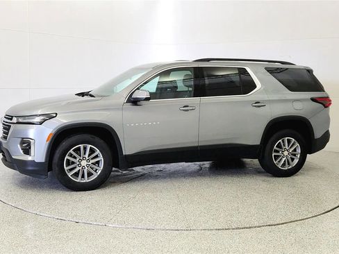 Used 2023 Chevrolet Traverse LT AWD/4WD image 4